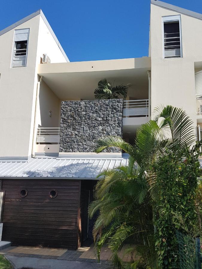 T2 Classe 4 Etoiles Avec Jardin, Piscine, Vue Mer A Saint-Gilles-Les-Bains المظهر الخارجي الصورة
